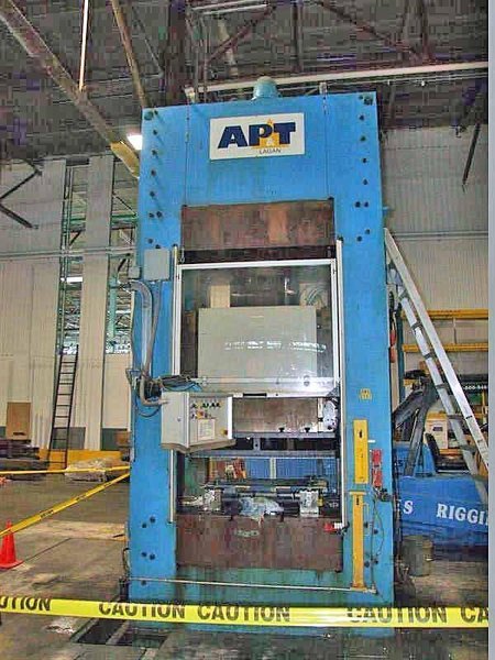 1200 Ton AP &amp; T Blanking, Embossing &amp; Cutoff Line
