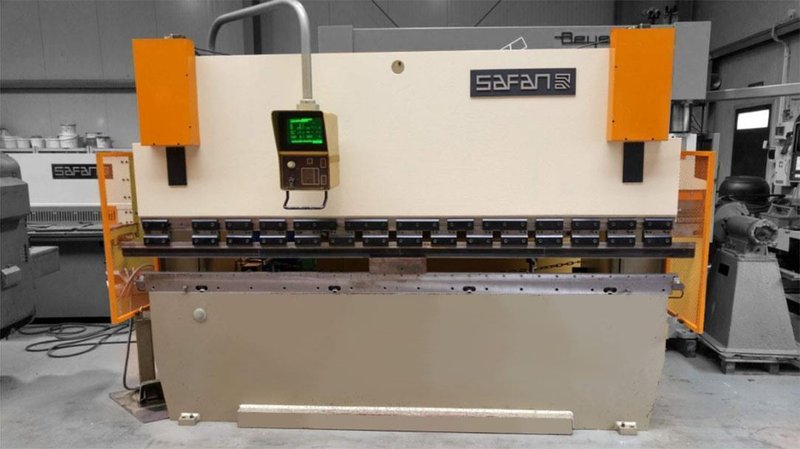 Safan - DNCS 80 ton x 3100 mm CNC