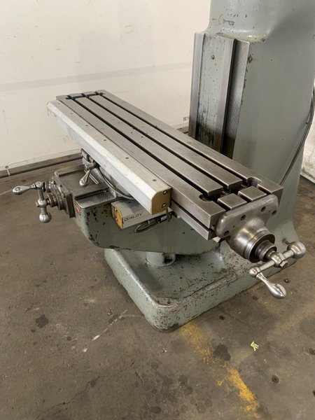1.5 HP BRIDGEPORT SERIES 1 VERTICAL MILL. STOCK #0254124