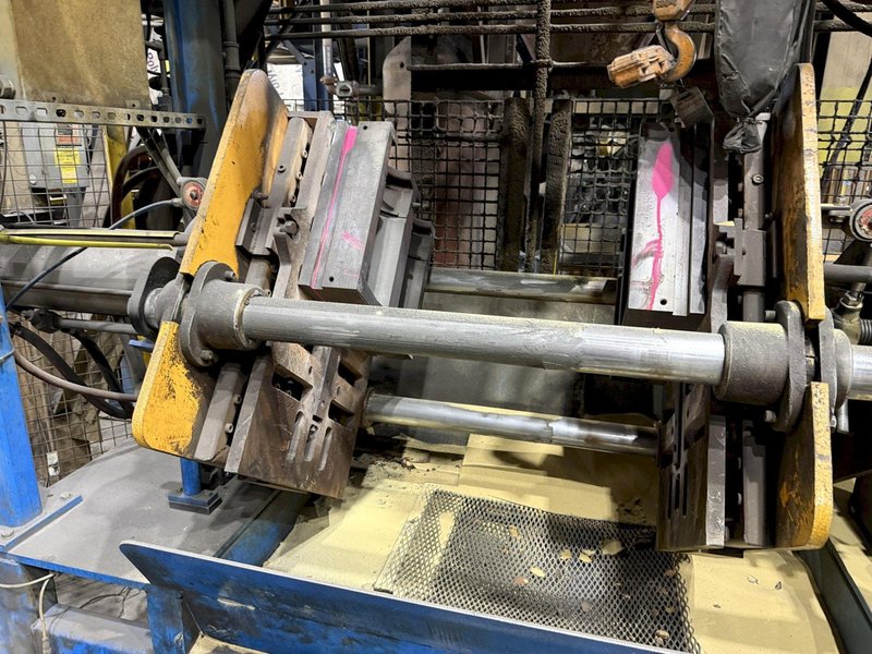 Redford model HS 22 linear shell core machine, Nsn with twin sand feed system, modlified to handle 150# blow head, plc controls, 22" x 26" platen, sand return system