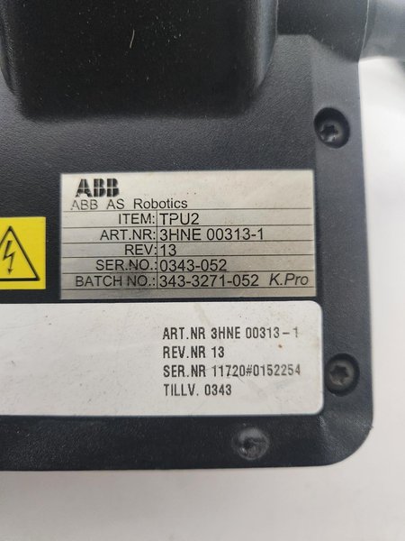ABB S4C+ TEACH PENDANT 3HNE00313-1 USED