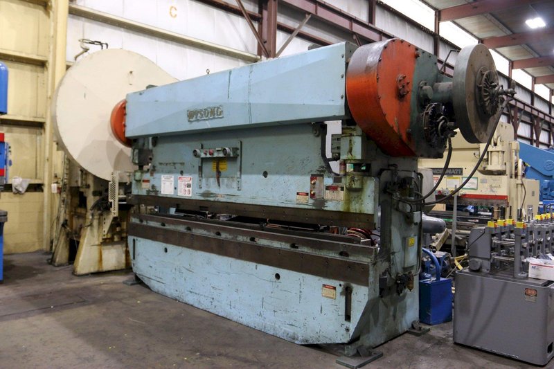 150 TON X 14' WYSONG MODEL 150-12 MECHANICAL PRESS BRAKE: STOCK #70752