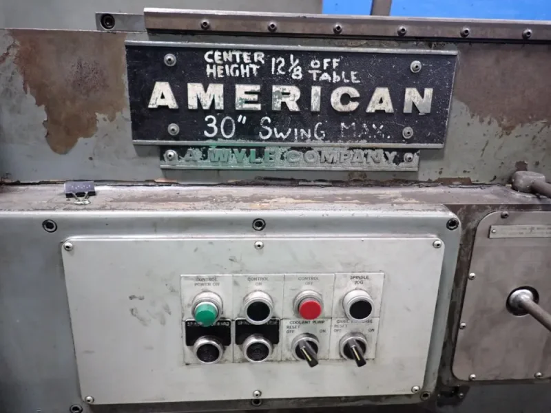 AMERICAN / A WYLE COMPANY 25" X 120" LATHE