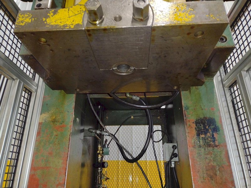 60 TON AIDA MODEL #PP-XGC-55SU (II) GAP STAMPING PUNCH PRESS, 6" STROKE: STOCK #19323