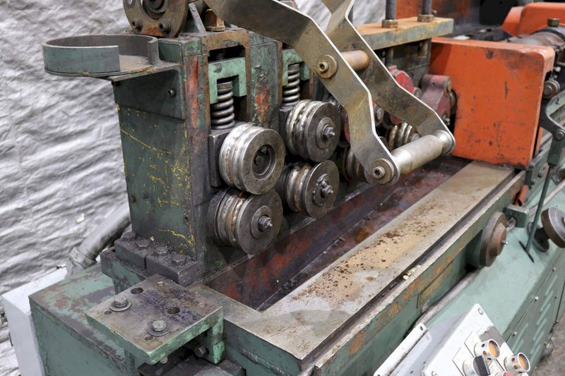 TAKASHIMA WIRE STRAIGHTENER AND CUTOFF: STOCK #72481