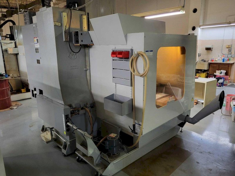 Haas VF-3BYT CNC VMC, 2009 – Chip Auger, Programmable Coolant Nozzle, High Intensity Lighting