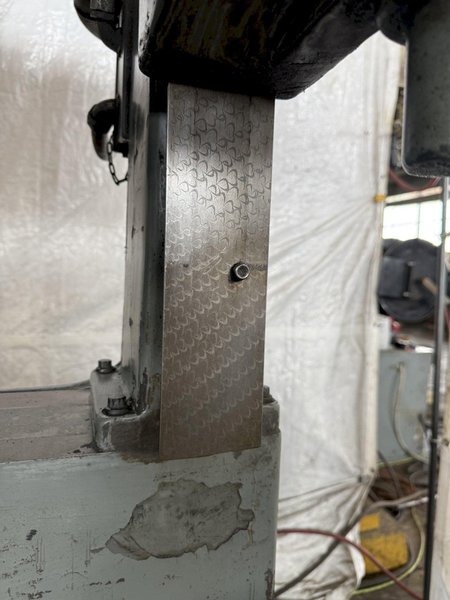 6-SPINDLE ALLEN VARIABLE-SPEED GANG DRILL PRESS. STOCK # 0550325