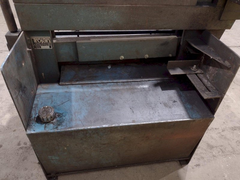 65 TON TROJAN MODEL #65T HYDRAULIC IRONWORKER: STOCK 18692