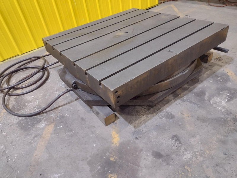48&quot; X 48&quot; X 27,000 LBS LUCAS PNEUMATIC AIR LIFT ROTARY TABLE: STOCK 19781