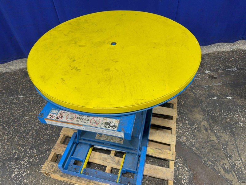 BISHAMON 43" / 4000 LBS PNEUMATIC TURN/LIFT TABLE