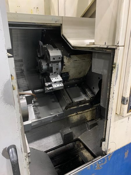 Daewoo Lynx 200GL CNC Lathe, 1999 – Parts Catcher, Tool Presetter, Chip Conveyor