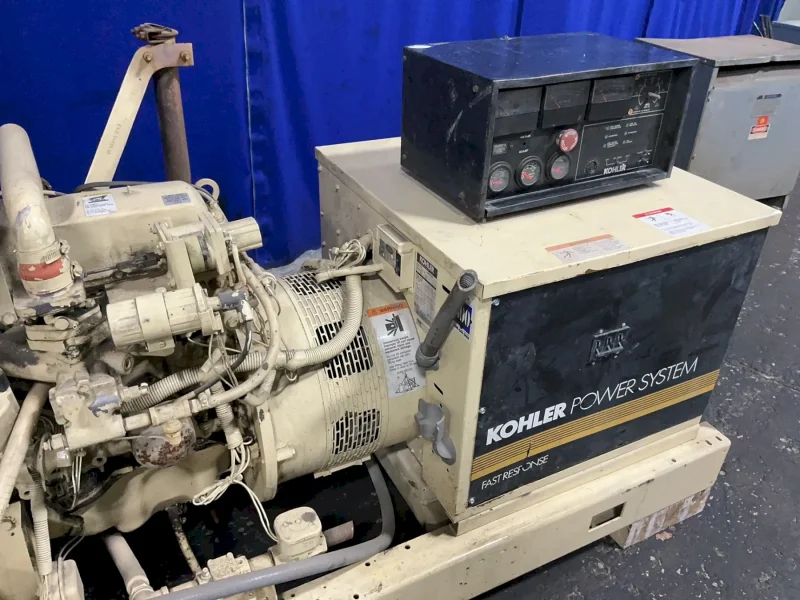 KOHLER 30 KW DIESEL GENERATOR   -  30RZ82