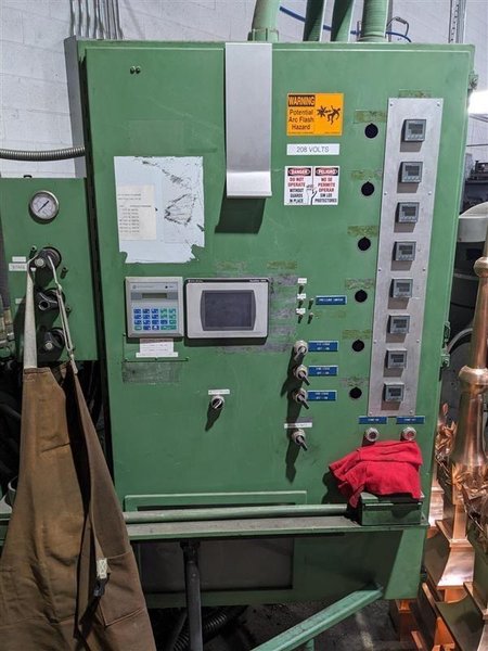 650 Ton Newman Hydraulic Press, 1990 – 7′ x 3′