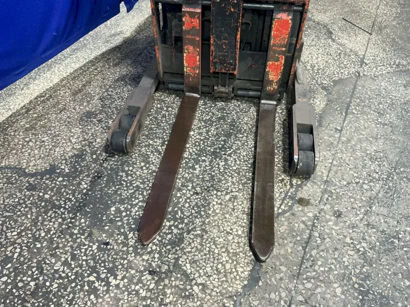 Raymond 3000 Lbs Electric Stand Up Fork Lift - 020-f30 Tt