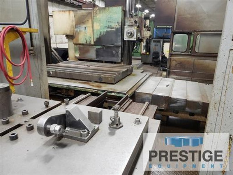 Giddings &amp; Lewis MC70 7&quot; CNC Table Type Horizontal Boring Mill w/2-Pallet Shuttle