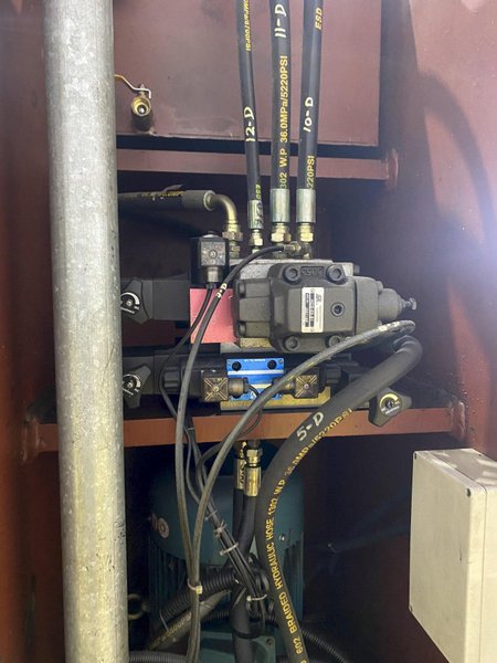 50 TON YIFANG MODEL #YC-50T HYDRAULIC C-FRAME PRESS, 15.75" STROKE: STOCK #20191