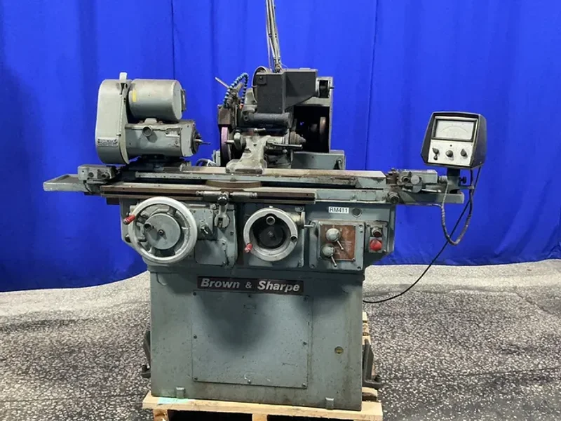 Brown &amp; Sharpe 6”x32” Table Tool And Cutter / Cylindrical Grinder
