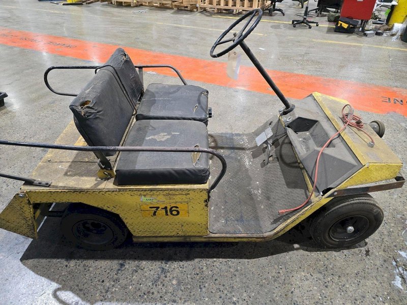 TAYLOR DUNN CARRYALL UTILITY CART PARTS NOT WORKING NEEDS BATTERIES