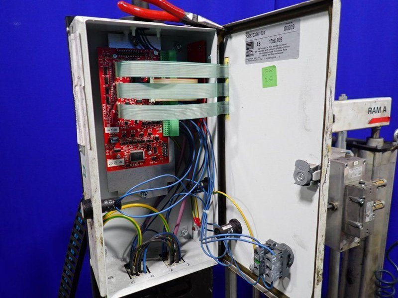 8 BAR ADHESIVE DISPENSING SYSTEM