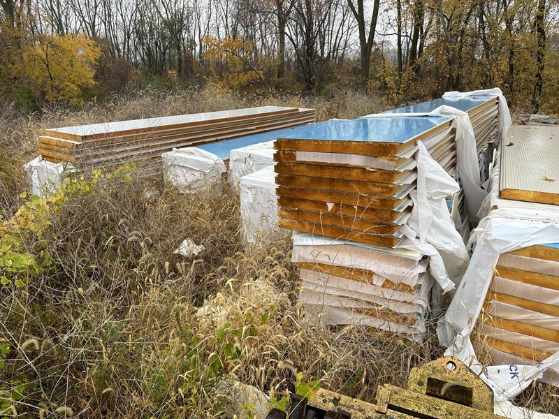 36&quot; CF SERIES-VERTICAL DOUBLE SIDED INSULATED WALL PANELS. STOCK # 1056122