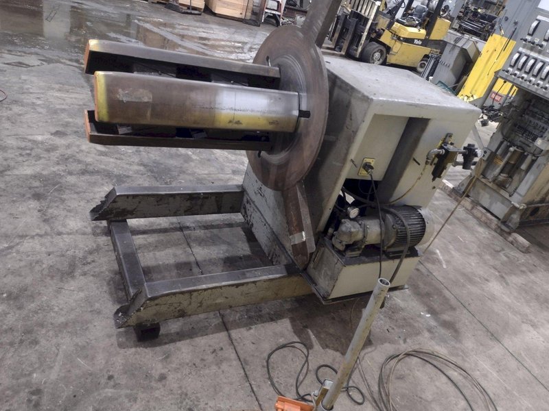 6,000 LBS X 36" AMERICAN MODEL #1000 MOTORIZED COIL REEL UNCOILER: YOBRO #24888