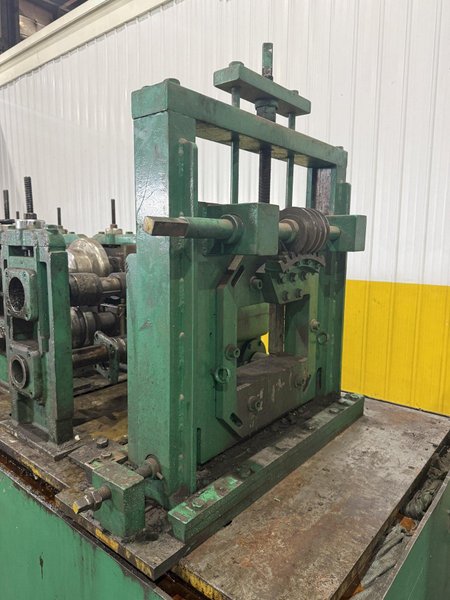 YODER ADJUSTABLE TURKS HEAD FOR ROLLFORMER: STOCK #25179