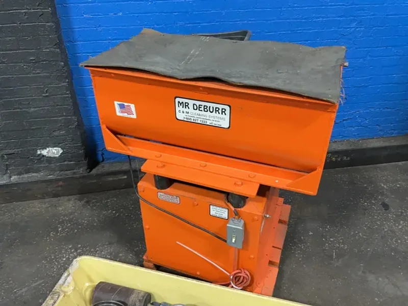 C &amp; M CLEANING SYSTEMS VIBRATORY FINISHING MACHINE   -  300