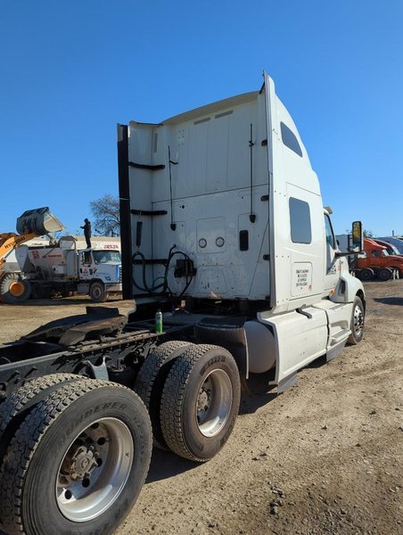 2022 International LT625 3HSDZAPR2NN443564