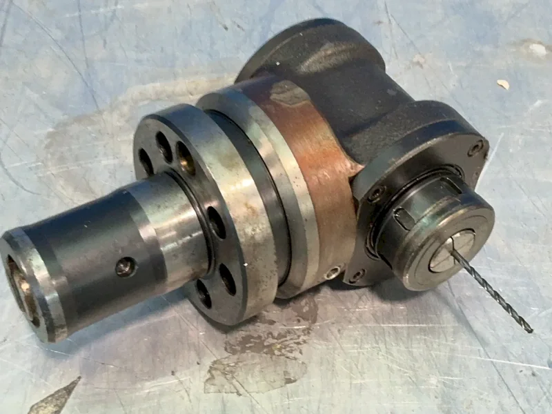 RIGHT ANGLE TOOL HOLDER