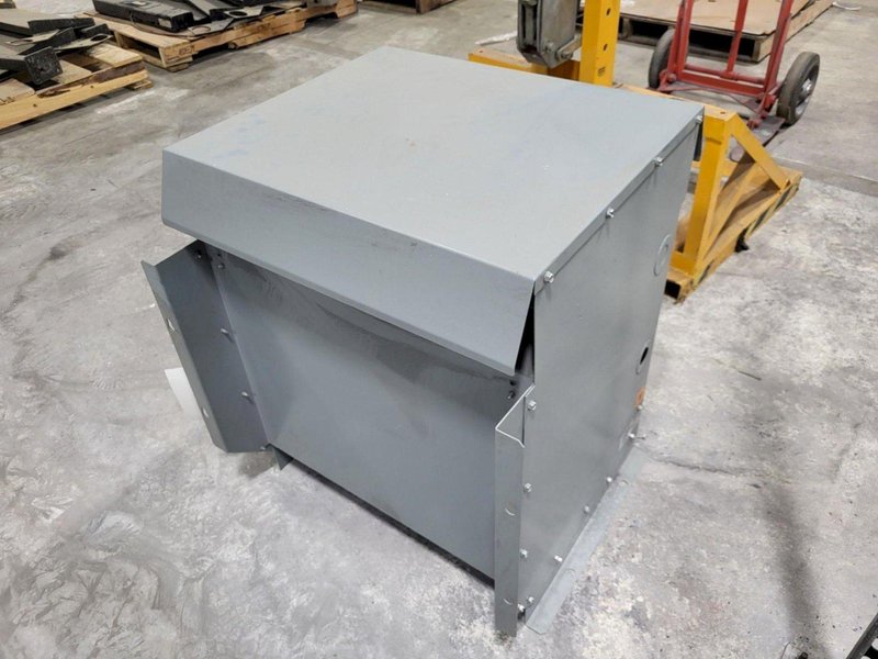 10 KVA MADDOX 3 PHASE INDUSTRIAL TRANSFORMER: STOCK #19634