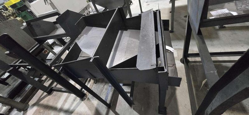 36″ to 24″ Exit Blue Manual Parts Hopper