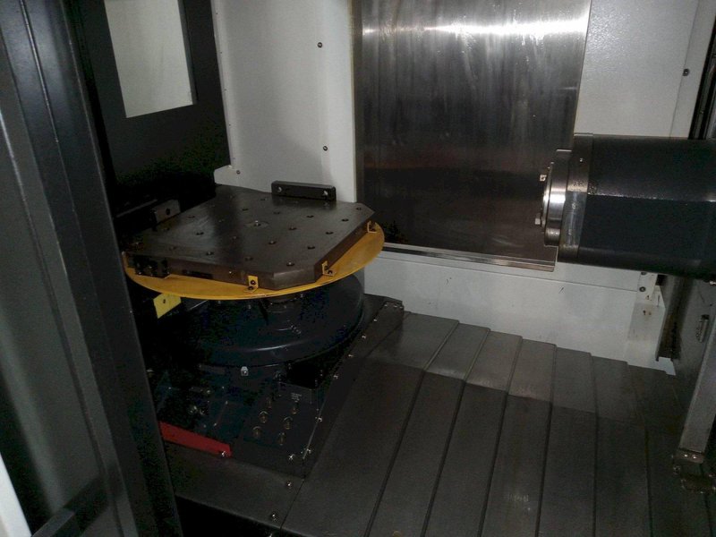 Averex HS550K, Dual Pallet HMC, 2018 Showroom Machine, Never Cut A Chip, Parts Warranty and Factory Install Apply.