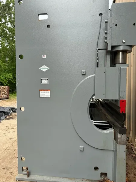 175 TON X 12&#039; CINCINNATI MODEL #175BX10 HYDRAULIC PRESS BRAKE 2021: STOCK 24185