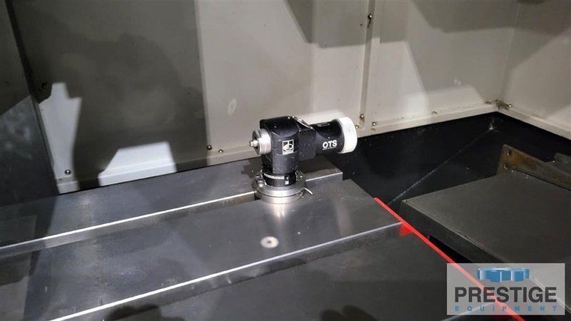 Doosan 5700 Vertical Machining Center