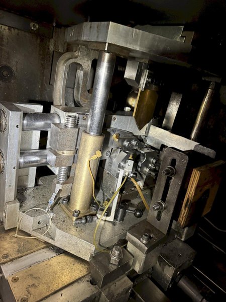 3978RB Used Thermatool Alpha Cutoff CFR-3006-49 with Double Cut DieSet  &amp; Numerous Jaws