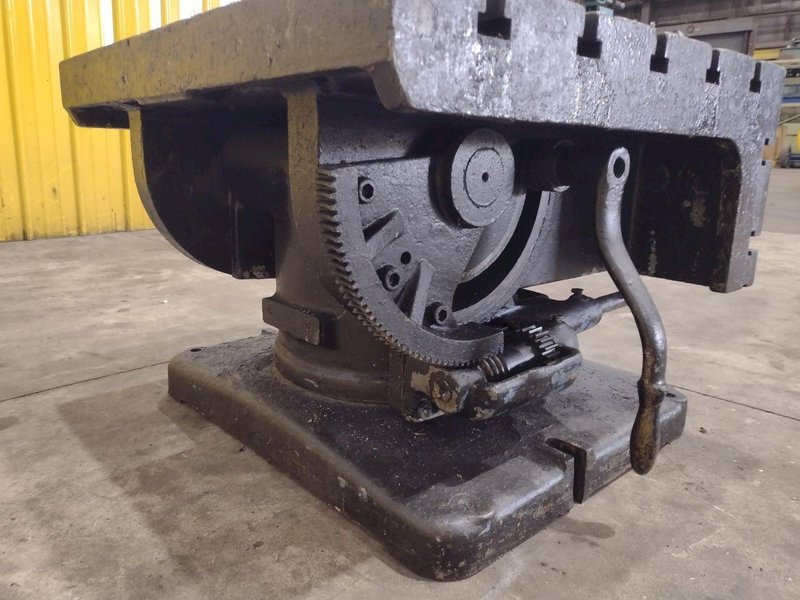 28&quot; X 32&quot; X 22&quot; CARLTON T-SLOTTED UNIVERSAL ADJUSTABLE DRILL BOX TABLE: YOBRO #23822