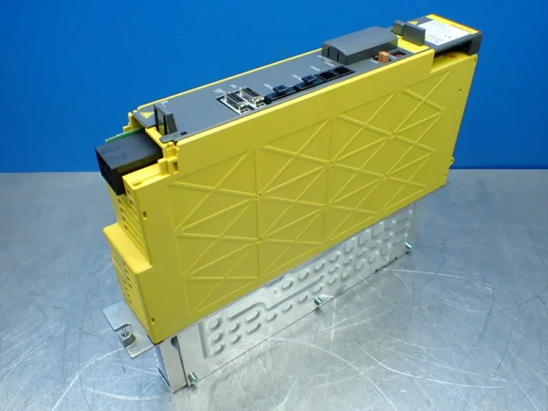 FANUC SERVO AMPLIFIER DRIVE  -  A06B-6114-H105
