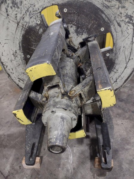 2,500 LB X 18" LITTELL MODEL #25-18 COIL REEL UNCOILER : YOBRO #25765