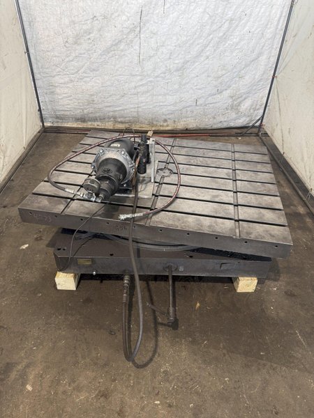 40" X 50" DEVLIEG AIR LIFT ROTARY TABLE. STOCK # 0221326