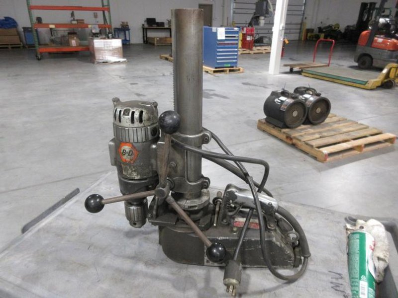 Black &amp; Decker 3/4" Portable Magnetic Drill Press with Jacobs 36KD Keyed Chuck- Auction Item