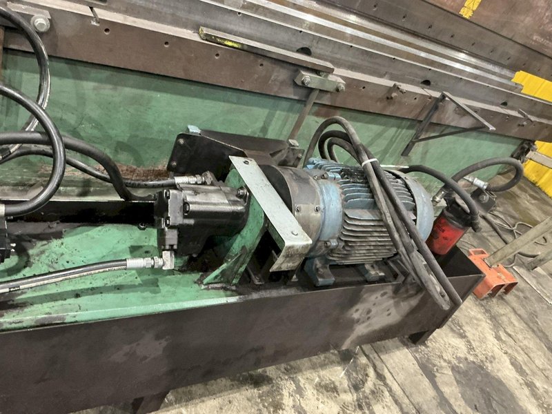 130 TON X 20' ACCURPRESS MODEL #713020 HYDRAULIC PRESS BRAKE: YOBRO #25003