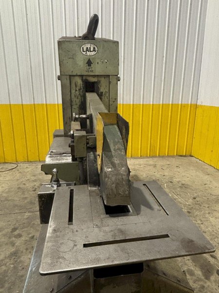 110 TON PIRANHA MODEL #PII 110 HYDRAULIC IRONWORKER: STOCK #23738