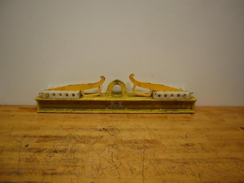 Carney - Battery Buddy Handling Lifting Beam- Auction Item