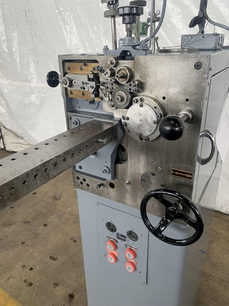 TORRINGTON MODEL W-2000 SPRING MAKER. STOCK # 0640823.