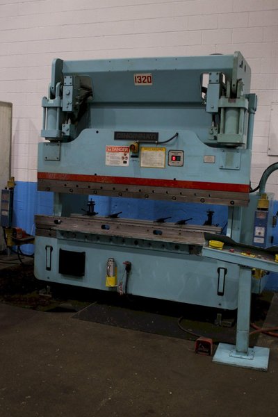 90 TON X 8' CINCINNATI CBII HYDRAULIC BRAKE: STOCK #76656