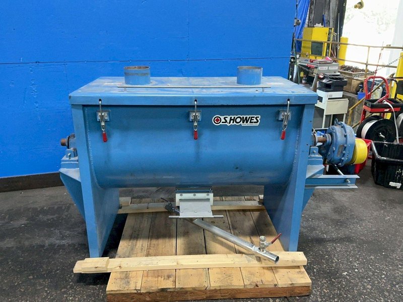 S .HOWES RIBBON BLENDER  -  M-244