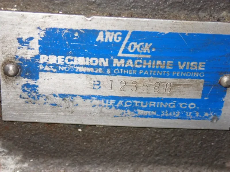 KURT 6" VISE