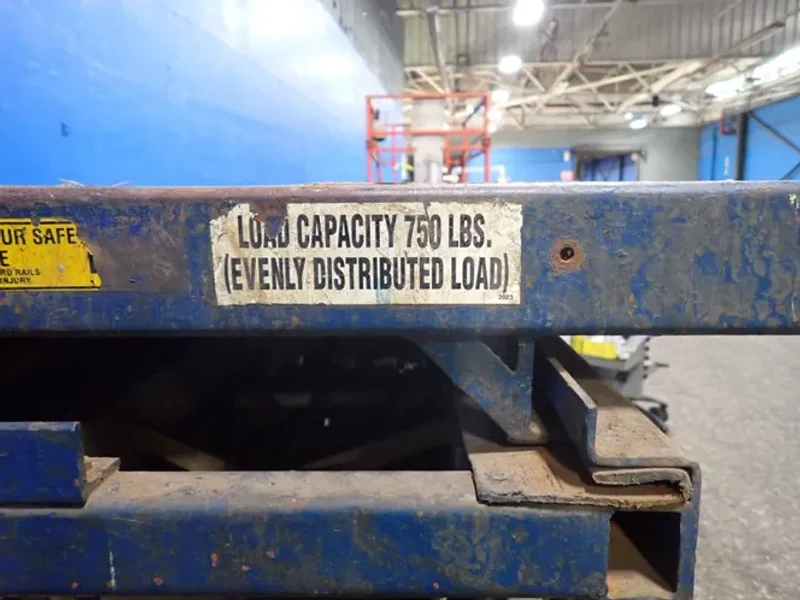 MARK INDUSTRIES 750 LBS SCISSOR LIFT  -  S19ET