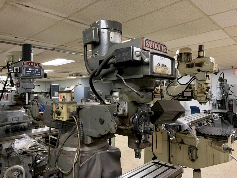 Seiki Model 3VS Variable Speed Vertical Milling Machine