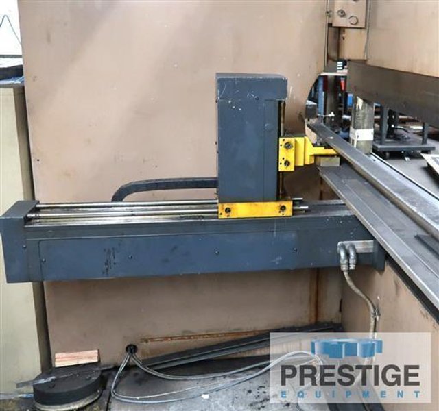 Cincinnati CBII 350 Ton x 14&#039; 3-Axis CNC Press Brake With 2015 PC Based Control Upgrade